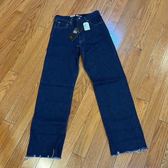 🔥🔥Levi's Premium RIBCAGE STRAIGHT SELVEDGE JEANS - Picture 10 of 10